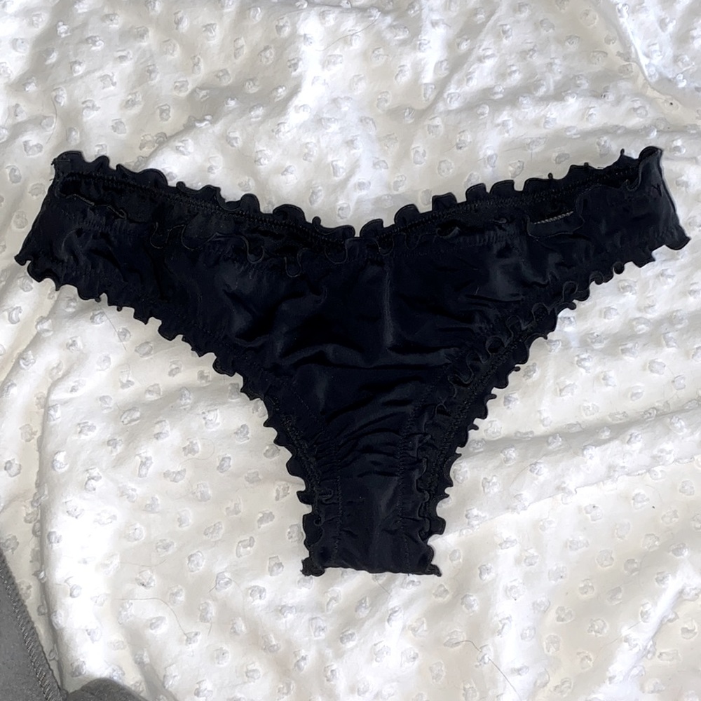 NWOT Shade & Shore Black Ruched Cheeky Bikini Bottoms